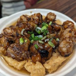 Steamed spare ribs w bean curd and black bean sauce $13.99 (needs 20-30 mins to cook)