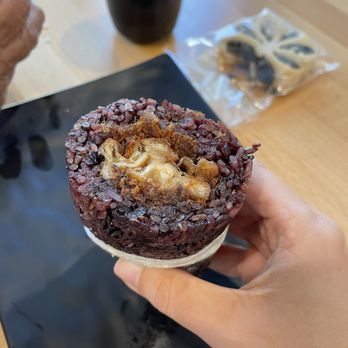 Yi Mei - Purple Rice Wrap - Taiwanese Near Me - San Gabriel, California Yi Mei - Purple Rice Wrap - Taiwanese Near Me - San Gabriel, California
