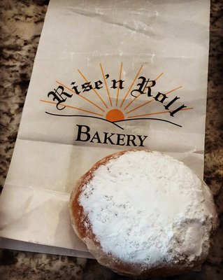 Rise'n Roll Bakery & Deli - Middlebury by null