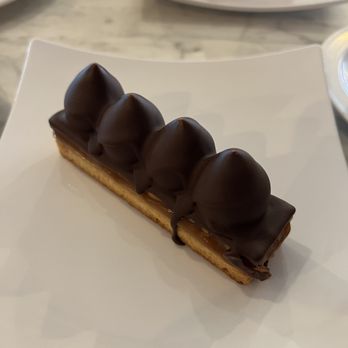 Pierre & Michel Authentic French Bakery - Twix
Caramel was a tad burnt - Custom Cakes Near Me - Ridgewood, New Jersey Pierre & Michel Authentic French Bakery - Twix
Caramel was a tad burnt - Custom Cakes Near Me - Ridgewood, New Jersey