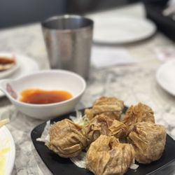 Happy Day Cafe - Fried wontons