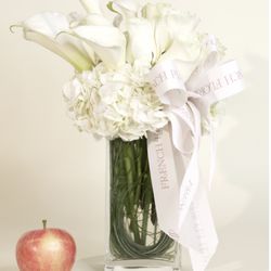 French Florist - Westlake Village - This is a screenshot taken from the French florists website of what we ordered for delivery. We picked the size "similar to the picture".