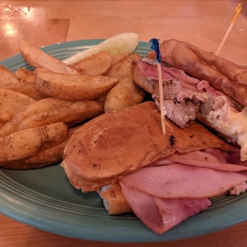 Big Pine Rooster - Best Cuban ever!! - American Near Me - Big Pine Key, Florida Big Pine Rooster - Best Cuban ever!! - American Near Me - Big Pine Key, Florida