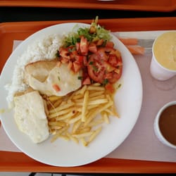 Kasarão Grill - Prato pronto e um suco! O feijão vem separado!