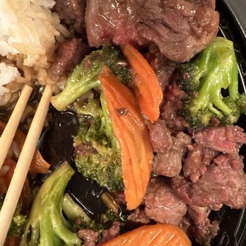 Leeann Chin - Chinese Near Me - Edina, Minnesota