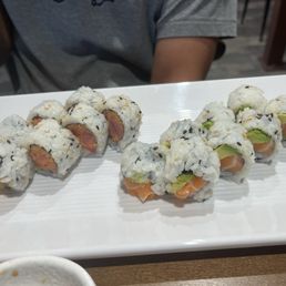 Spicy tuna roll and salmon/avocado roll