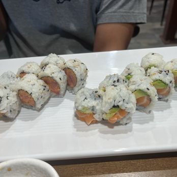 Sushi Uni - Spicy tuna roll and salmon/avocado roll - Chinese Near Me - Plainfield, Illinois