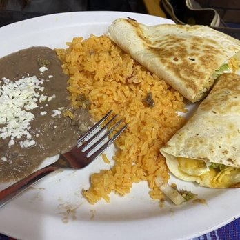 Taqueria Jalisciense Baes - Chicken quesadilla with Mexican rice and refried beans. - Mexican Near Me - Deltona, Florida