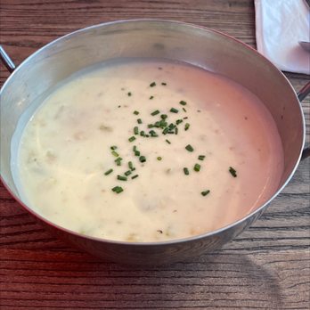 Hook & Anchor - New England Clam chowder - Seafood Near Me - Costa Mesa, California