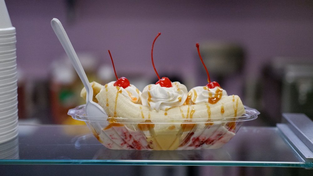 LULU’S PLACE Updated October 2024 12 Photos 1250 S Defiance St