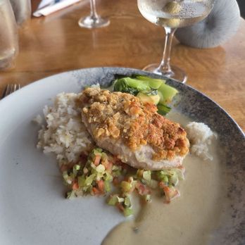 The Beach House - Yummy good with the best view - Asian Fusion Near Me - Koloa, Hawaii