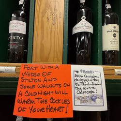 Haskell's - Saint Paul - Amusing sign at the port