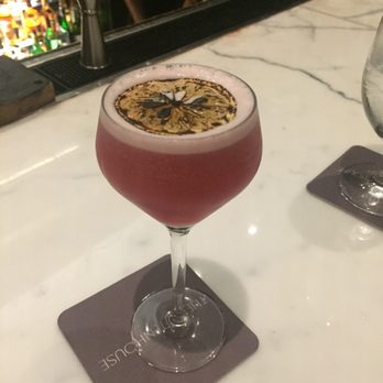 The Library Bar - Cocktail Bars Near Me - Philadelphia, Pennsylvania The Library Bar - Cocktail Bars Near Me - Philadelphia, Pennsylvania