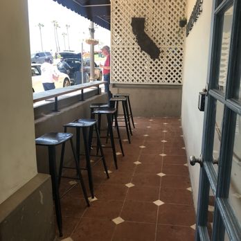 Bear Coast Coffee - Outdoor seating - Coffee & Tea Near Me - San Clemente, California Bear Coast Coffee - Outdoor seating - Coffee & Tea Near Me - San Clemente, California