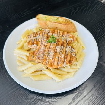 Hook’d Fish Grill - Salmon Pasta in Alfredo - Seafood Near Me - Chatsworth, California