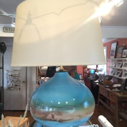 Newcomb Hollow Shop