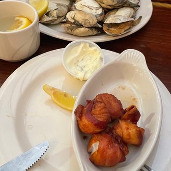 Chesapeake Landing Restaurant - fresh steamed clams, scallops fried in bacon strips - the "butter" served with the clams tasted like margarine - that was too bad. - New American Near Me - Saint Michaels, Maryland Chesapeake Landing Restaurant - fresh steamed clams, scallops fried in bacon strips - the "butter" served with the clams tasted like margarine - that was too bad. - New American Near Me - Saint Michaels, Maryland