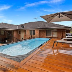 Backyard Pool Designs