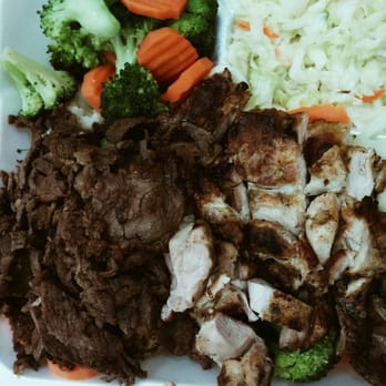 B-Man's Teriyaki - Teriyaki chicken and beef over veggies with sauce on the side - Burgers Near Me - Pasadena, California