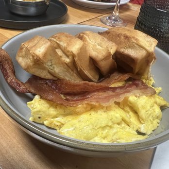 J'ouvert Caribbean Kitchen & Bar - 2 Eggs Applewood Smoked Bacon waffle - Caribbean Near Me - Atlanta, Georgia J'ouvert Caribbean Kitchen & Bar - 2 Eggs Applewood Smoked Bacon waffle - Caribbean Near Me - Atlanta, Georgia