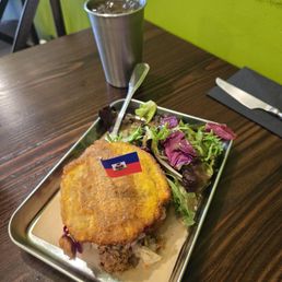 Griot Plantain Sandwich