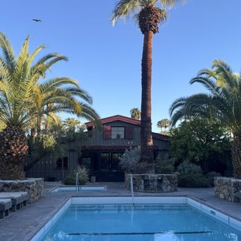 Sparrows Lodge - Barn is where you check in and also where the bar is located. - Hotels Near Me - Palm Springs, California Sparrows Lodge - Barn is where you check in and also where the bar is located. - Hotels Near Me - Palm Springs, California