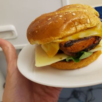 Chick-fil-A - Grilled Spicy Deluxe with pickles...advertisement worthy - Fast Food Near Me - Coconut Creek, Florida