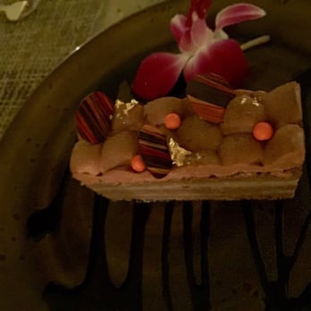 House Without A Key - Milk Chocolate Apple Banana Torte with Chocolate Sauce - Seafood Near Me - Honolulu, Hawaii