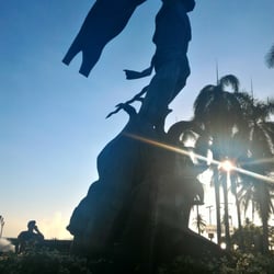 Plaza Rajah Sulayman - Plaza Rajah Sulayman Statue