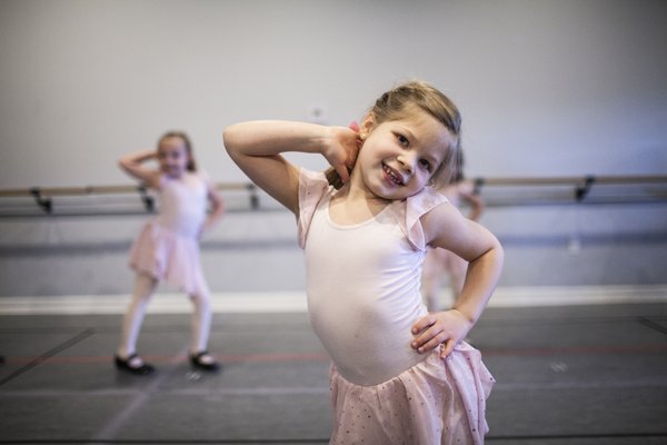 Bloom Dance Studio - Blondo