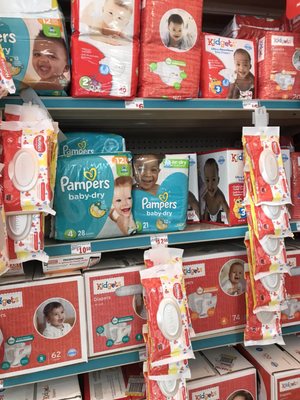 family dollar pampers