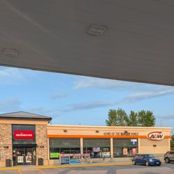 Neighbours and A&W