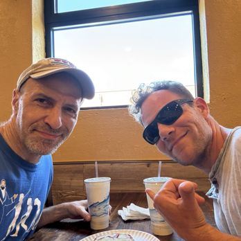 New Park Pizza - Arnold Palmers! With food - Pizza Near Me - Howard Beach, New York New Park Pizza - Arnold Palmers! With food - Pizza Near Me - Howard Beach, New York