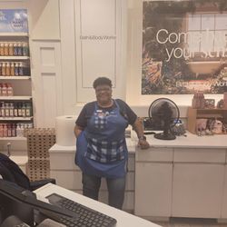 Bath & Body Works - Ms. Geneva
