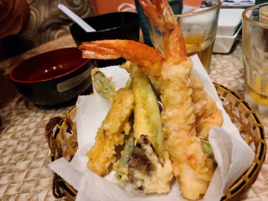 Seiji's Sushi by null