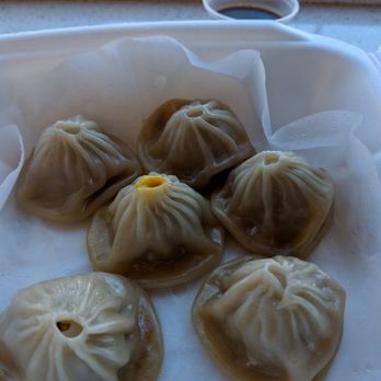 Juicy Dumpling - Pork-Crab soup dumplings - Dim Sum Near Me - Toronto, Ontario Juicy Dumpling - Pork-Crab soup dumplings - Dim Sum Near Me - Toronto, Ontario