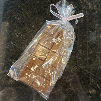Mulukakao - Nicaraguan Dubai Chocolate Bar - Chocolatiers & Shops Near Me - Hattiesburg, Mississippi