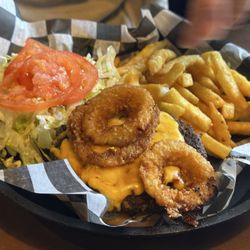 Soni's - Those onion rings were crisp. On a burger! Crisp and tasty onion rings,