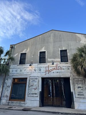 Hank's Seafood Restaurant by null