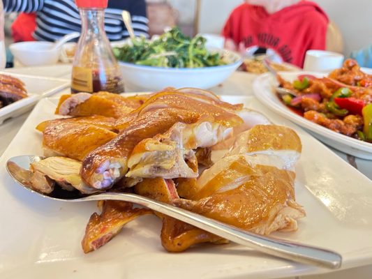 東粵海鮮酒家 Dong Yue seafood restaurant by null