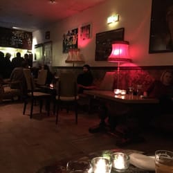 Victoria Cafe & Pub