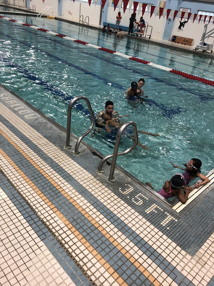 Soldiers Field House, Washington Roadtrippers