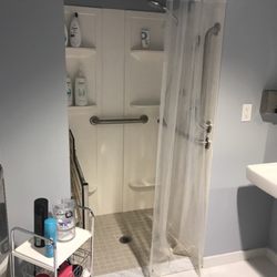Empower Yoga - Shower after class if your on the run...