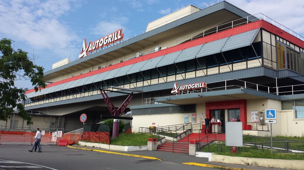 AUTOGRILL NOVARA NORD Updated September 2024 11 Photos A4 Torino