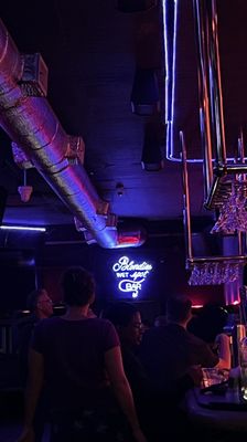 Blondie's Bar by null