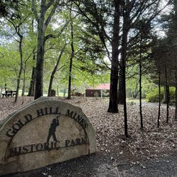 The Historic Village Of Gold Hill - Park