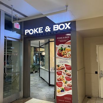 Ala Moana Center - Poke place - Shopping Centers Near Me - Honolulu, Hawaii Ala Moana Center - Poke place - Shopping Centers Near Me - Honolulu, Hawaii