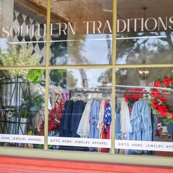 Southern Traditions - Women's Clothing Near Me - Seguin, Texas