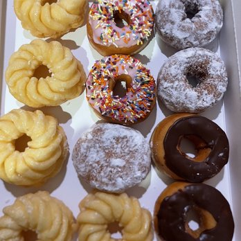 Dunkin' - Incorrect chocolate given. - Coffee & Tea Near Me - South San Francisco, California Dunkin' - Incorrect chocolate given. - Coffee & Tea Near Me - South San Francisco, California