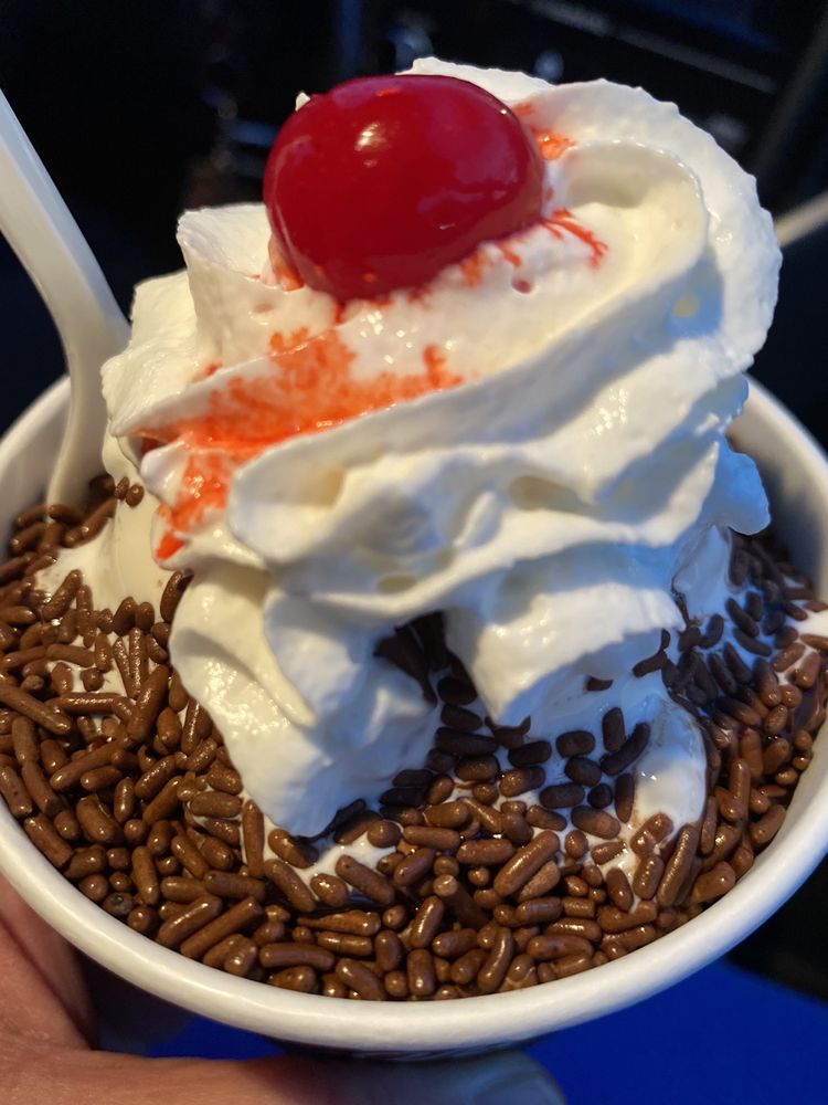 CARVEL Updated October 2024 15 Reviews 25 N Main St, Sayville